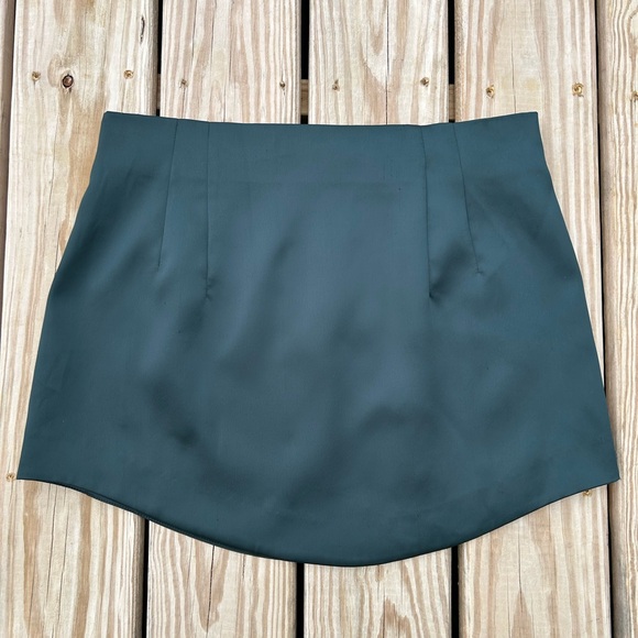 Zara Womens XL Dark Green Satin Mini Skirt Asymmetrical Blogger Fave - Picture 8 of 12